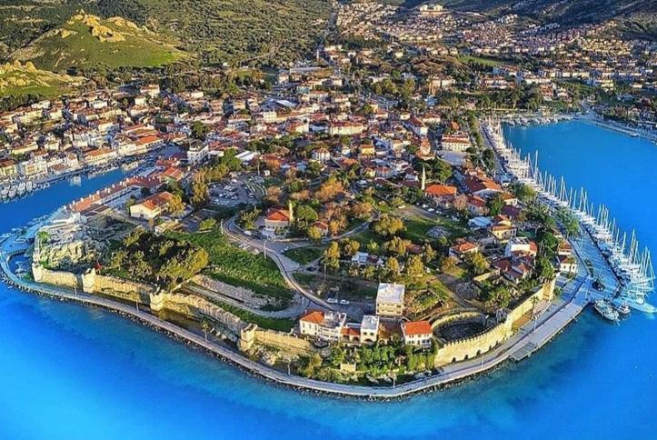 Hotel Palmiye Konuk Evi Foça Exterior foto